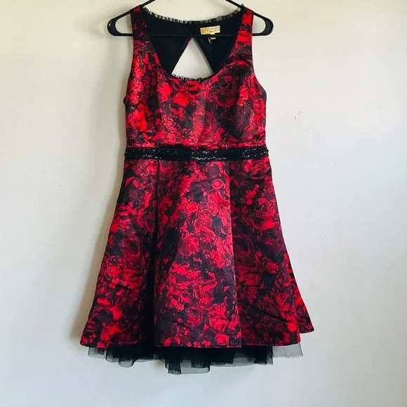 princess vera wang | Dresses | Bogo Vera Wang Princess Red Party Dress Black  Ruffles Cocktail Prom Dress | Poshmark